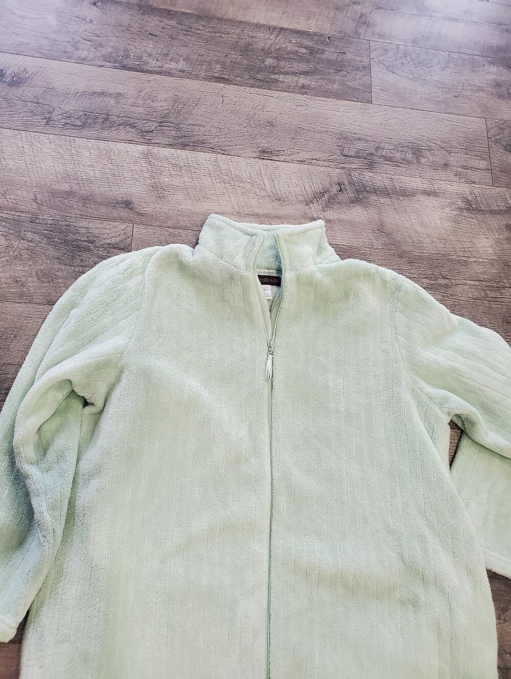 Green Fleece Zip Up Robe - Picture 3 of 5